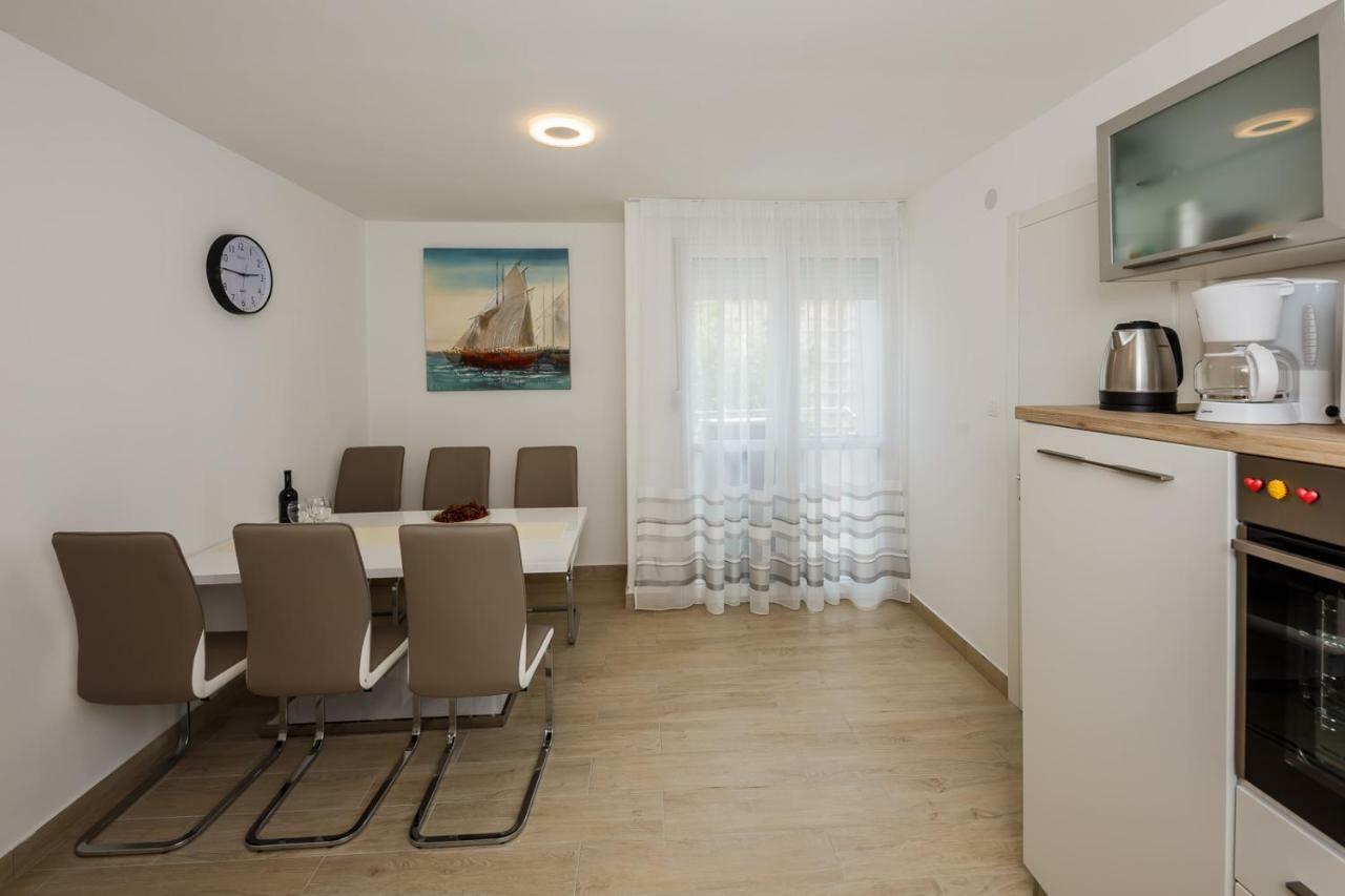 Apartment Bambi Спліт Екстер'єр фото